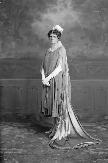 Clara Vyvyan (née Rogers), 1930, National Portrait Gallery London